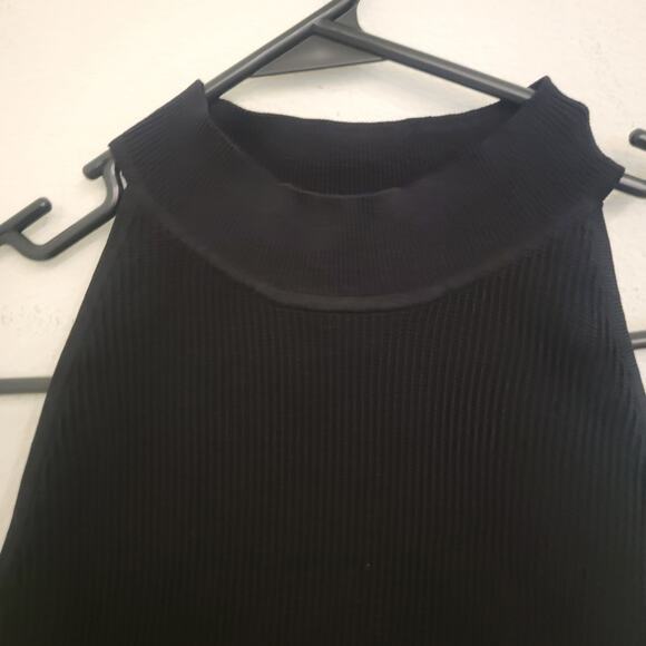 Babaton Aritzia Sculpt Knit Mockneck Halter Top Sz Small Black Ribbed Minimalist - Picture 7 of 16